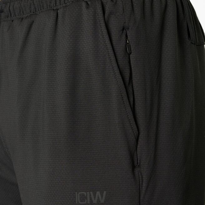 Stride 2-in-1 Shorts, Black
