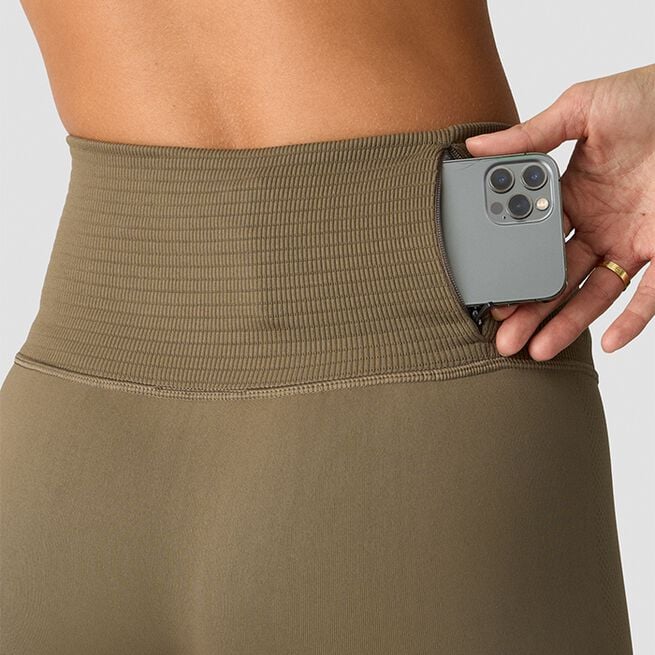 Define Seamless Shorts med lomme Beige