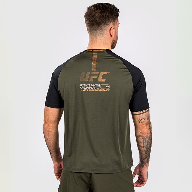 UFC Adrenaline by Venum Fight Week Mens Dry-tech T-shirt Khaki/Bronze, 