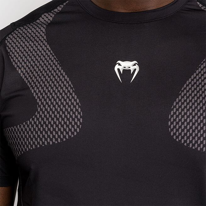 Nexus Dry Tech T-shirt Sort Sølv