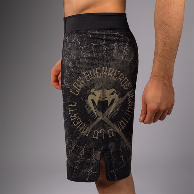Santa Muerte 5.0 Fight Shorts Sort Guld