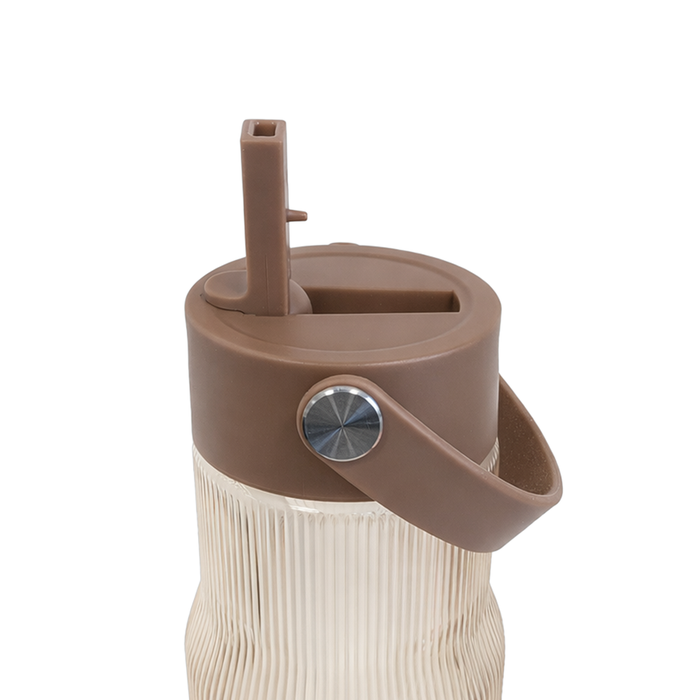 Casall Fluted Flip Straw Tumbler Drikkeflaske 0,85 L