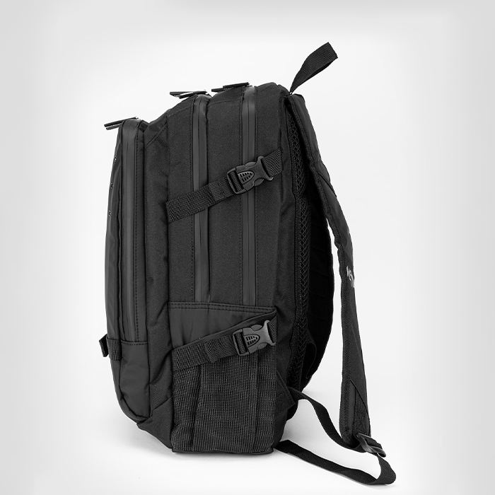 Challenger Pro Evo Rygs&aelig;k 22,5 L Sort/Hvid