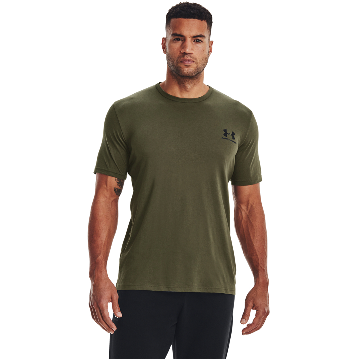 T-shirts & Polo-t-shirts Under Armour  Ua Tyle Avec Logo Sur La Poitrine Gauche