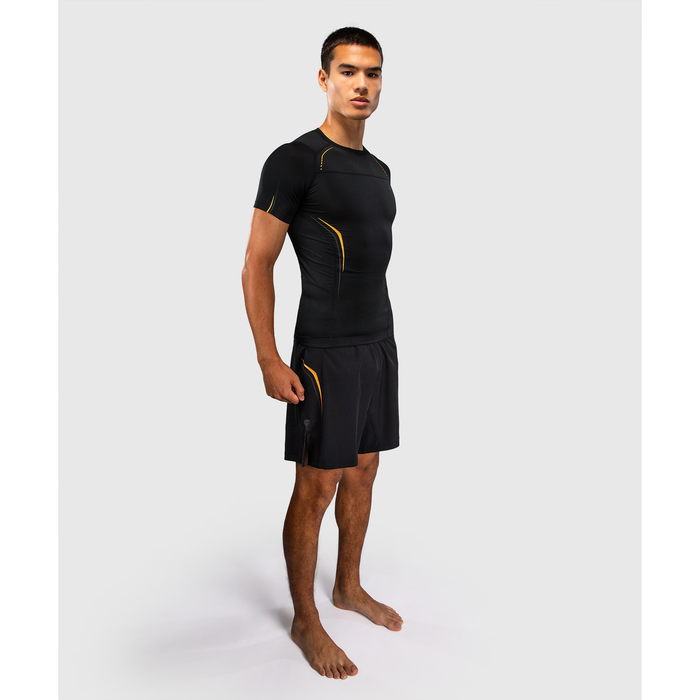 Venum G-Core Short Sleeve Rashguard Black/Gold