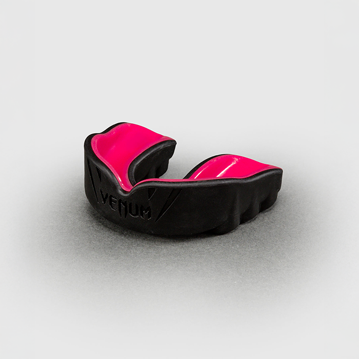Venum Challenger Tandbeskytter Sort Rød
