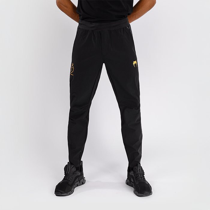 Venum x Ilia Topuria Unmatched Joggers Sort Guld