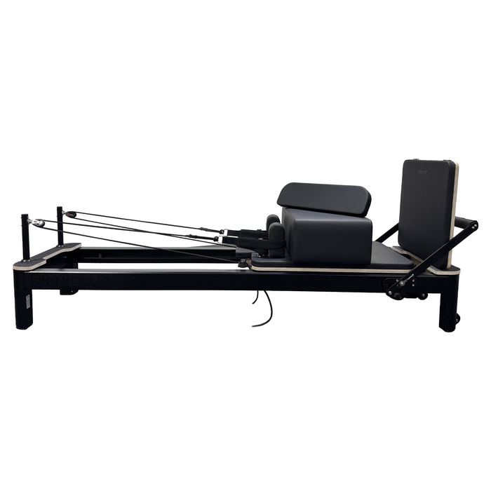 Titan Life Reformer Evolver R700
