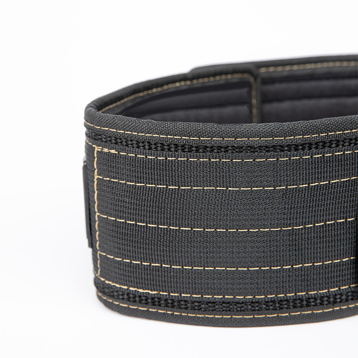 4 Inch Tr&aelig;ningsb&aelig;lte Nylon Sort/Guld